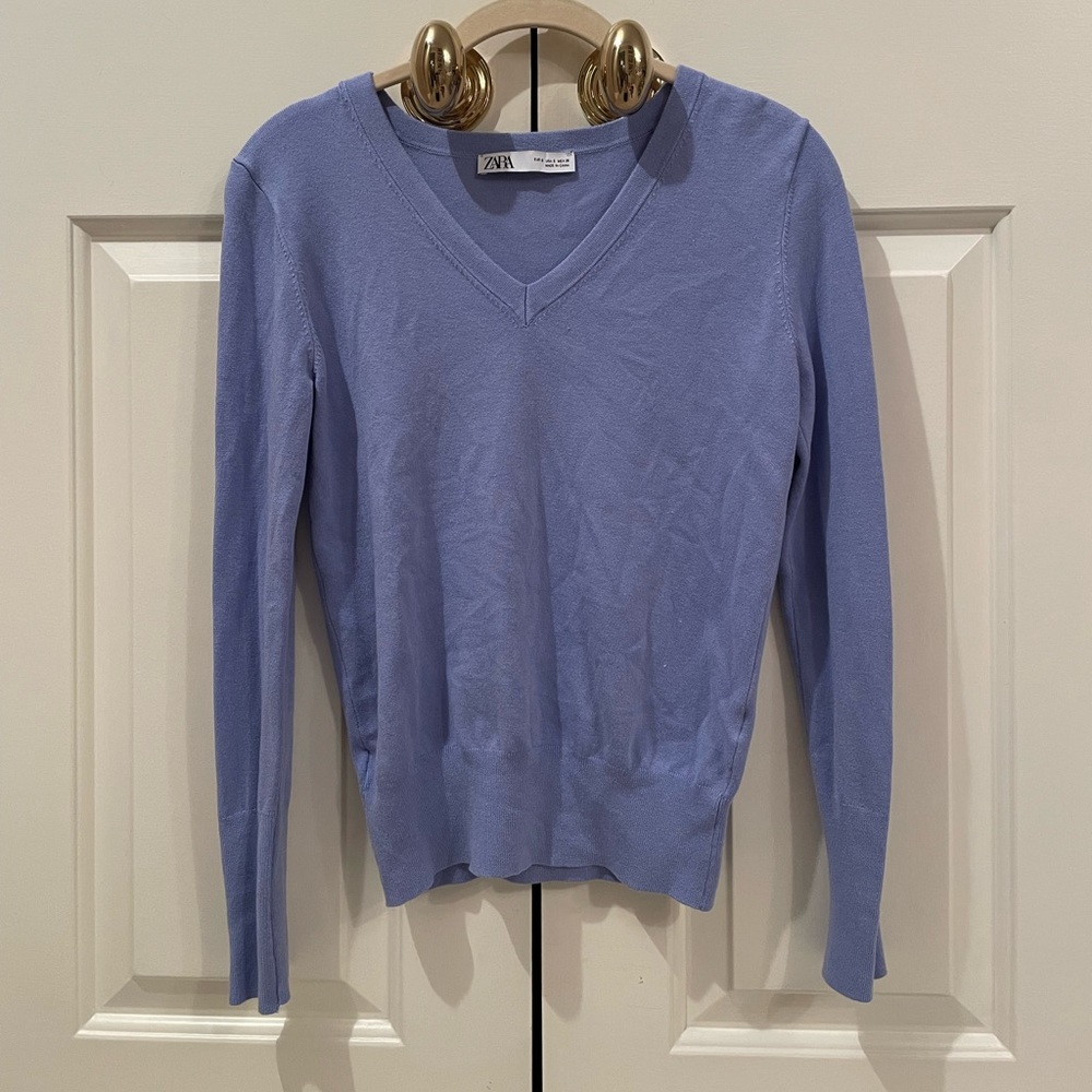 Zara purple v neck sweater XS